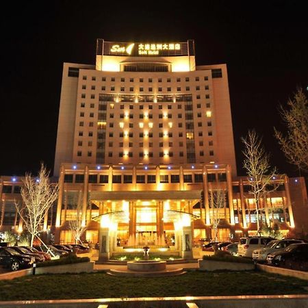 S&N Dalian Hotel Экстерьер фото